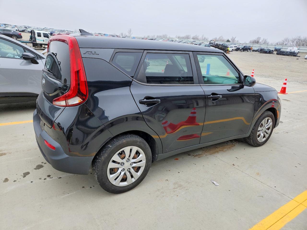 2020 KIA SOUL LX photo 3