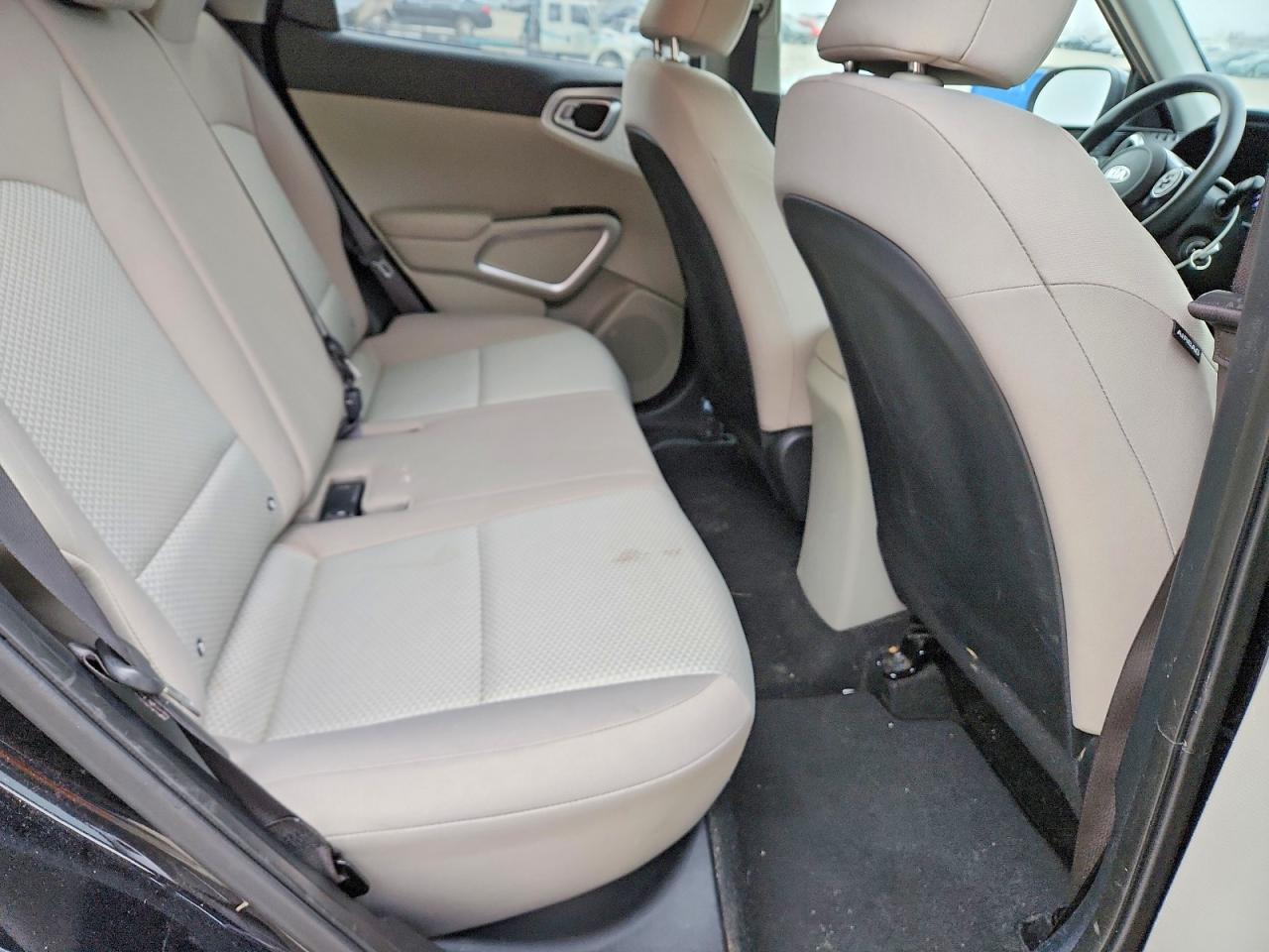 2020 KIA SOUL LX photo 11