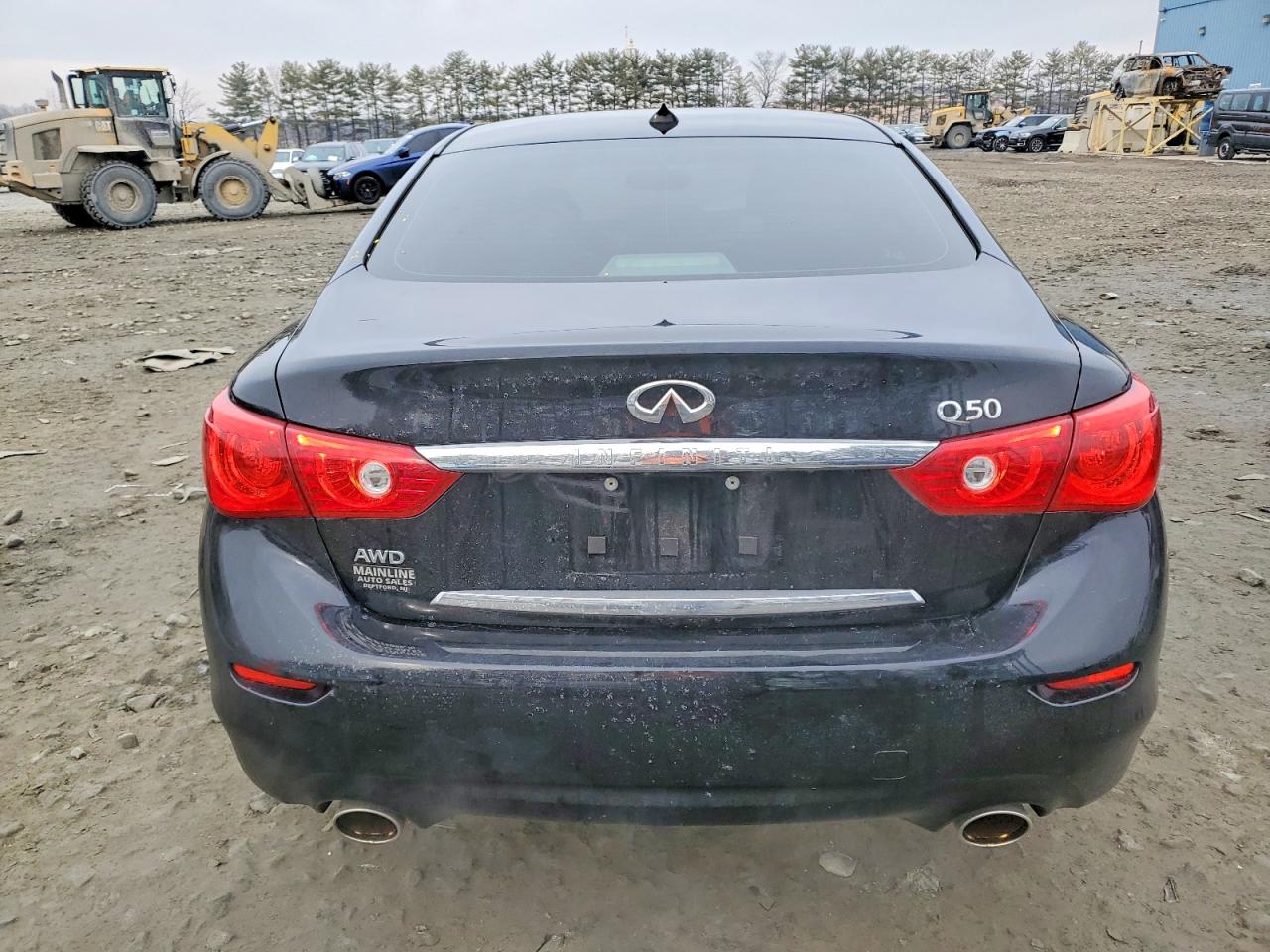 2015 INFINITI Q50 BASE photo 6