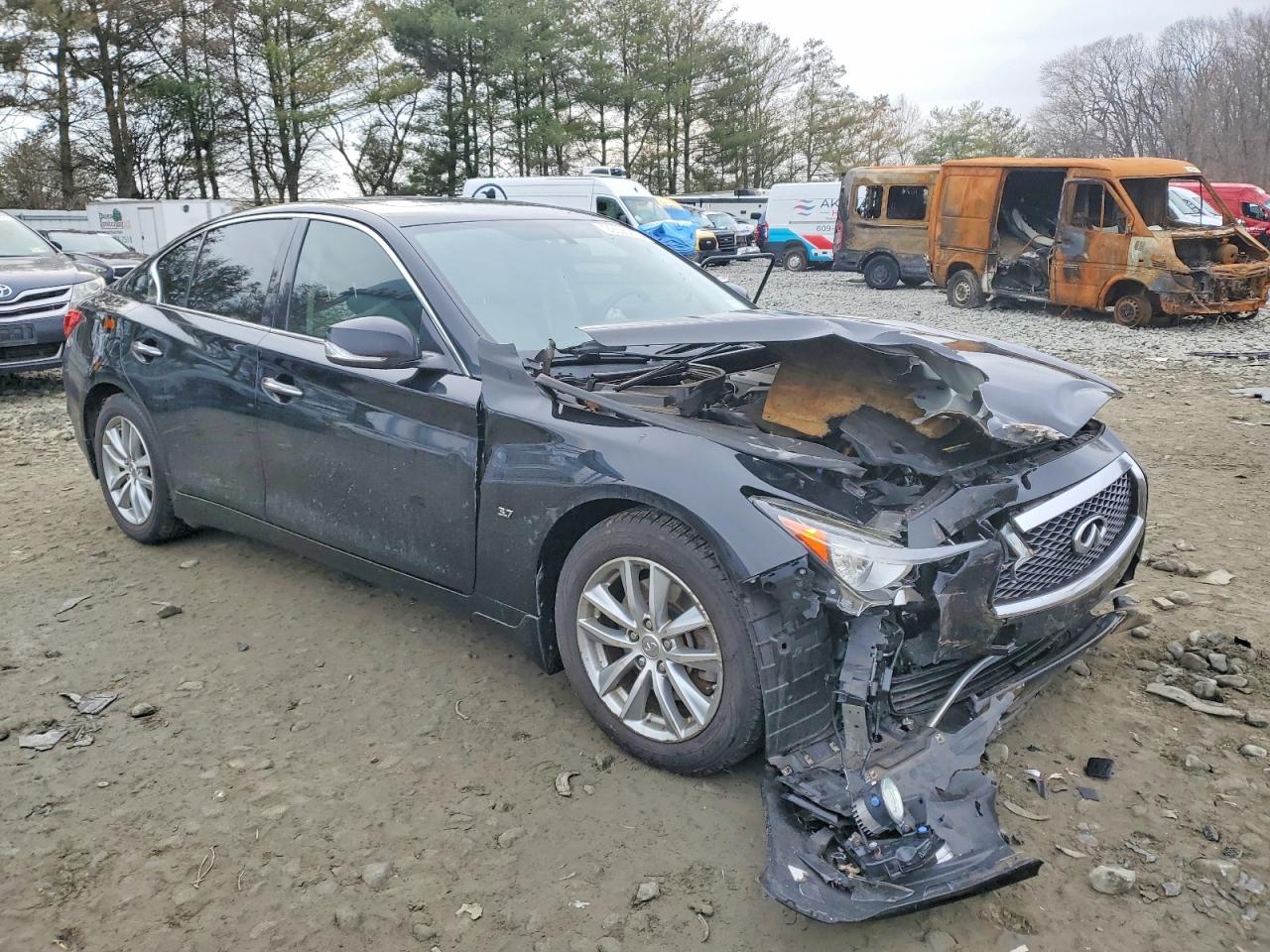 2015 INFINITI Q50 BASE photo 4