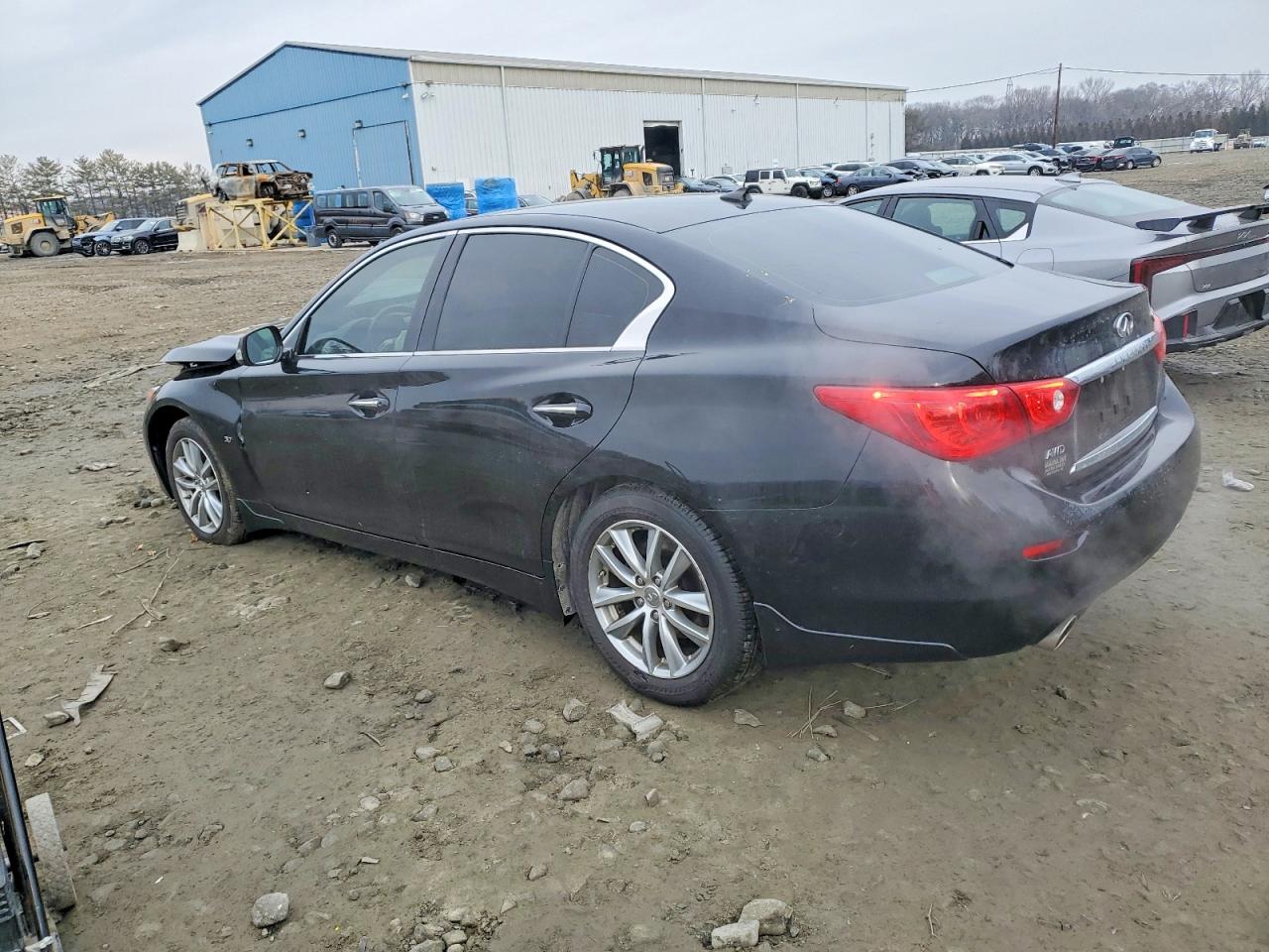 2015 INFINITI Q50 BASE photo 2
