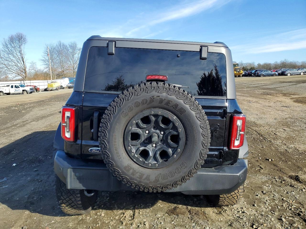 2023 FORD BRONCO BASE photo 6