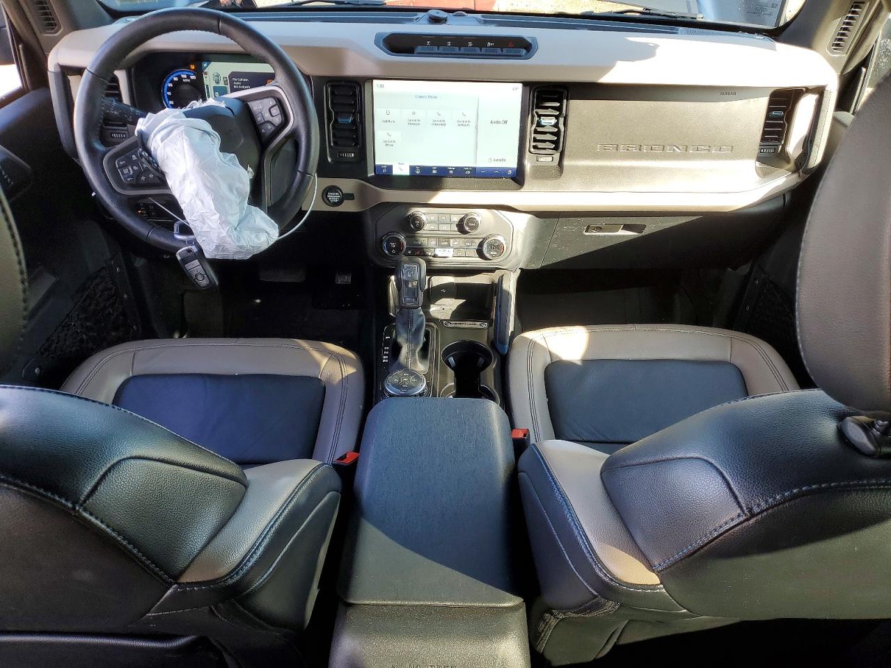 2023 FORD BRONCO BASE photo 8