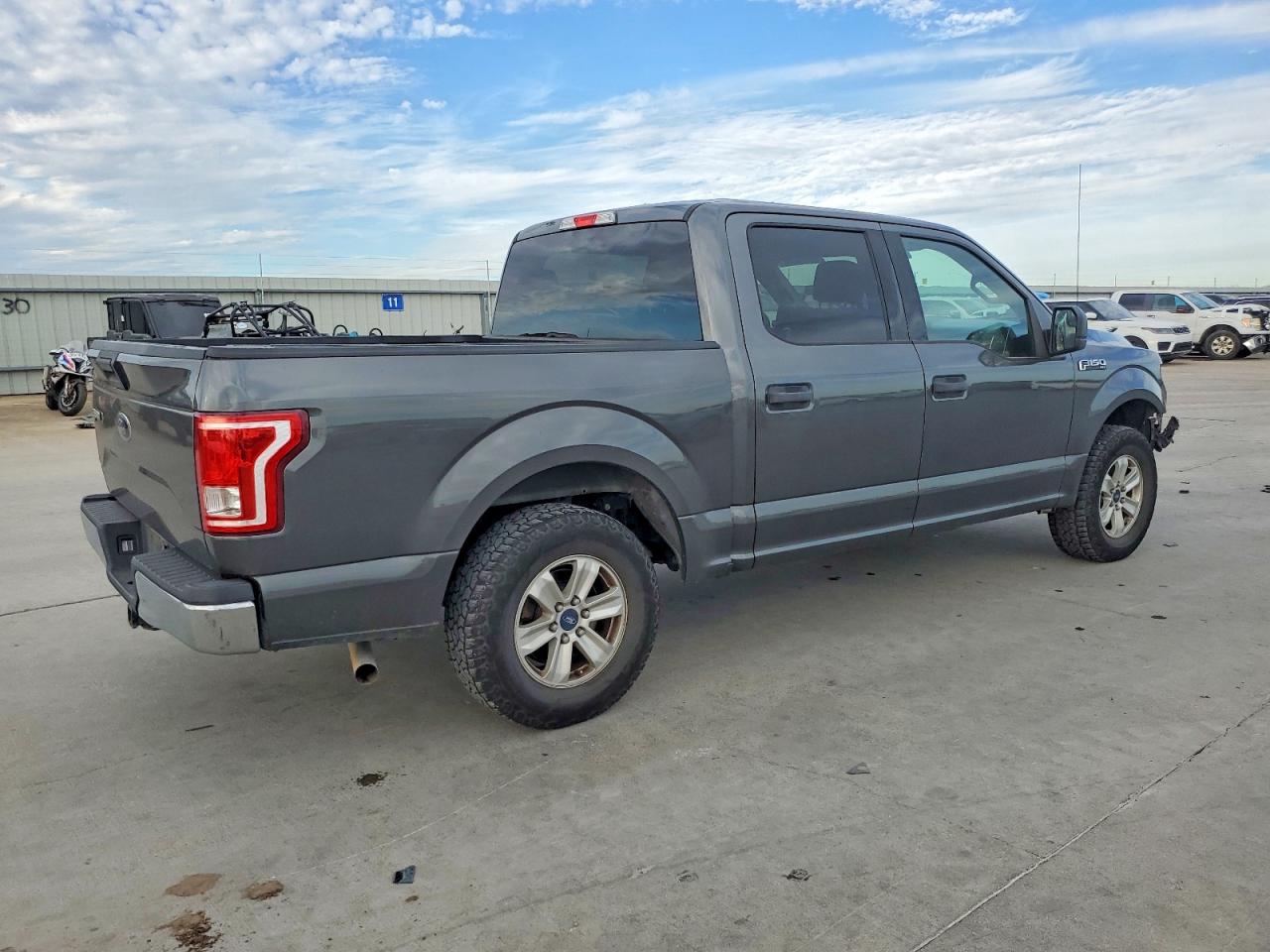 2017 FORD F150 SUPERCREW photo 5