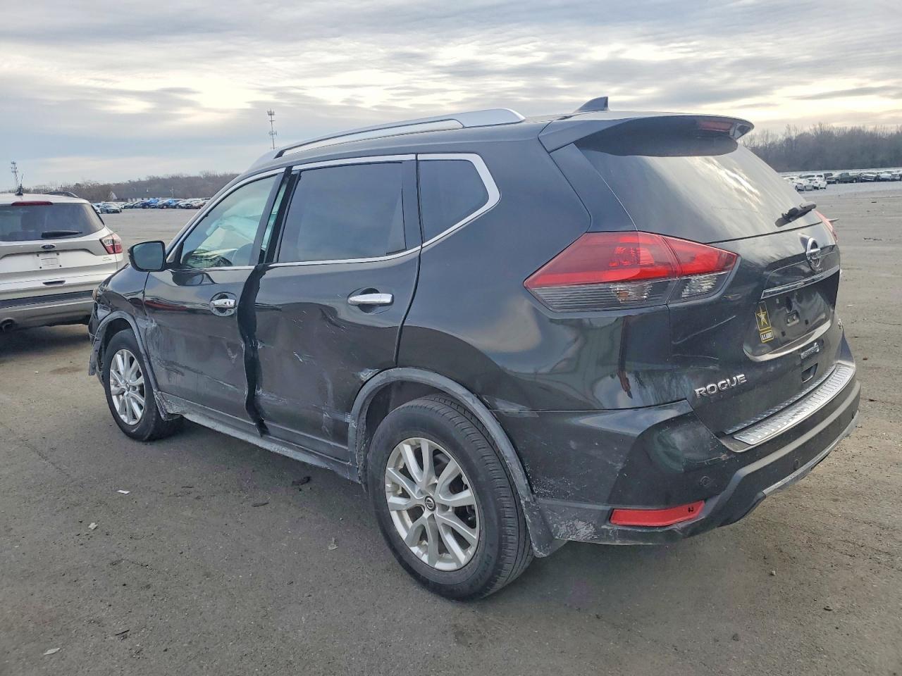 2020 NISSAN ROGUE S photo 2