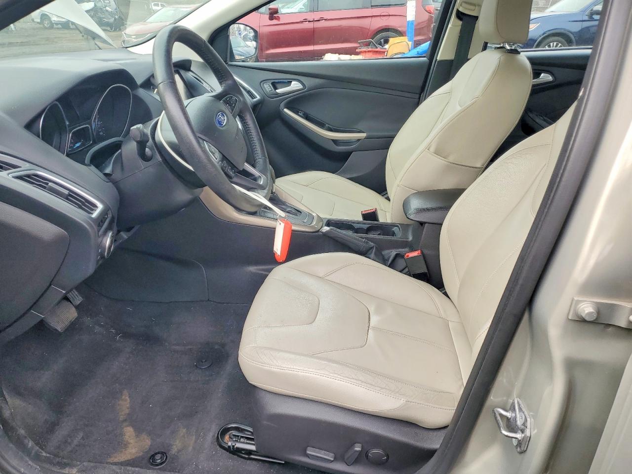 2015 FORD FOCUS TITANIUM photo 7
