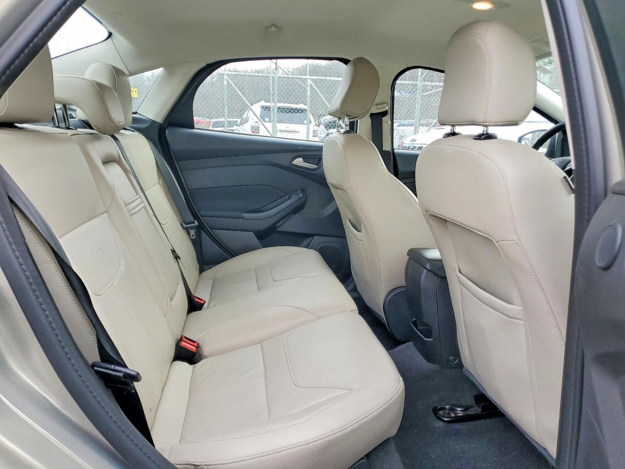 2015 FORD FOCUS TITANIUM photo 10