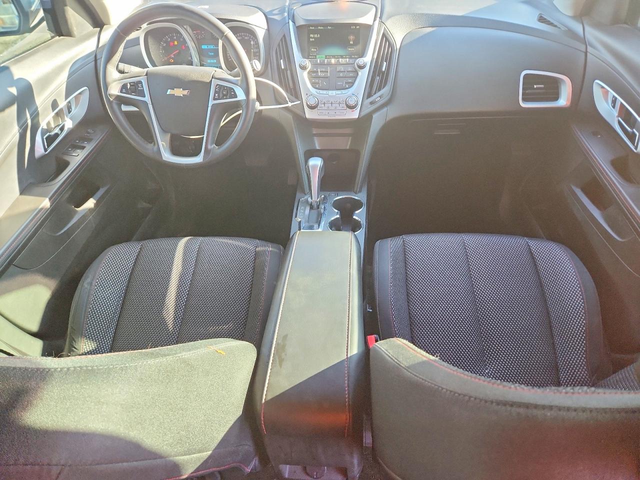 2015 CHEVROLET EQUINOX LT photo 8