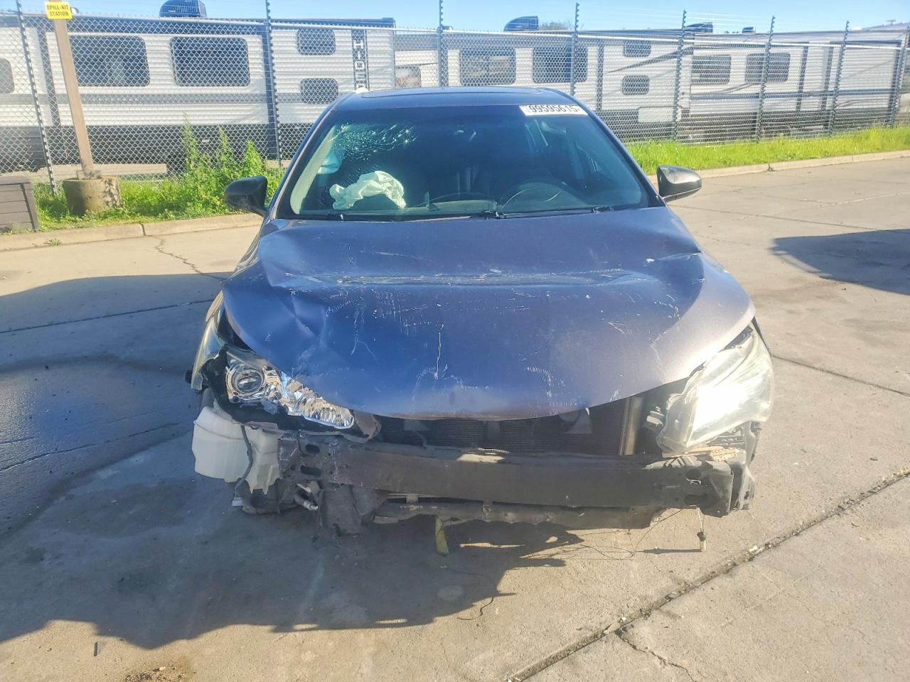 2017 TOYOTA CAMRY LE photo 5