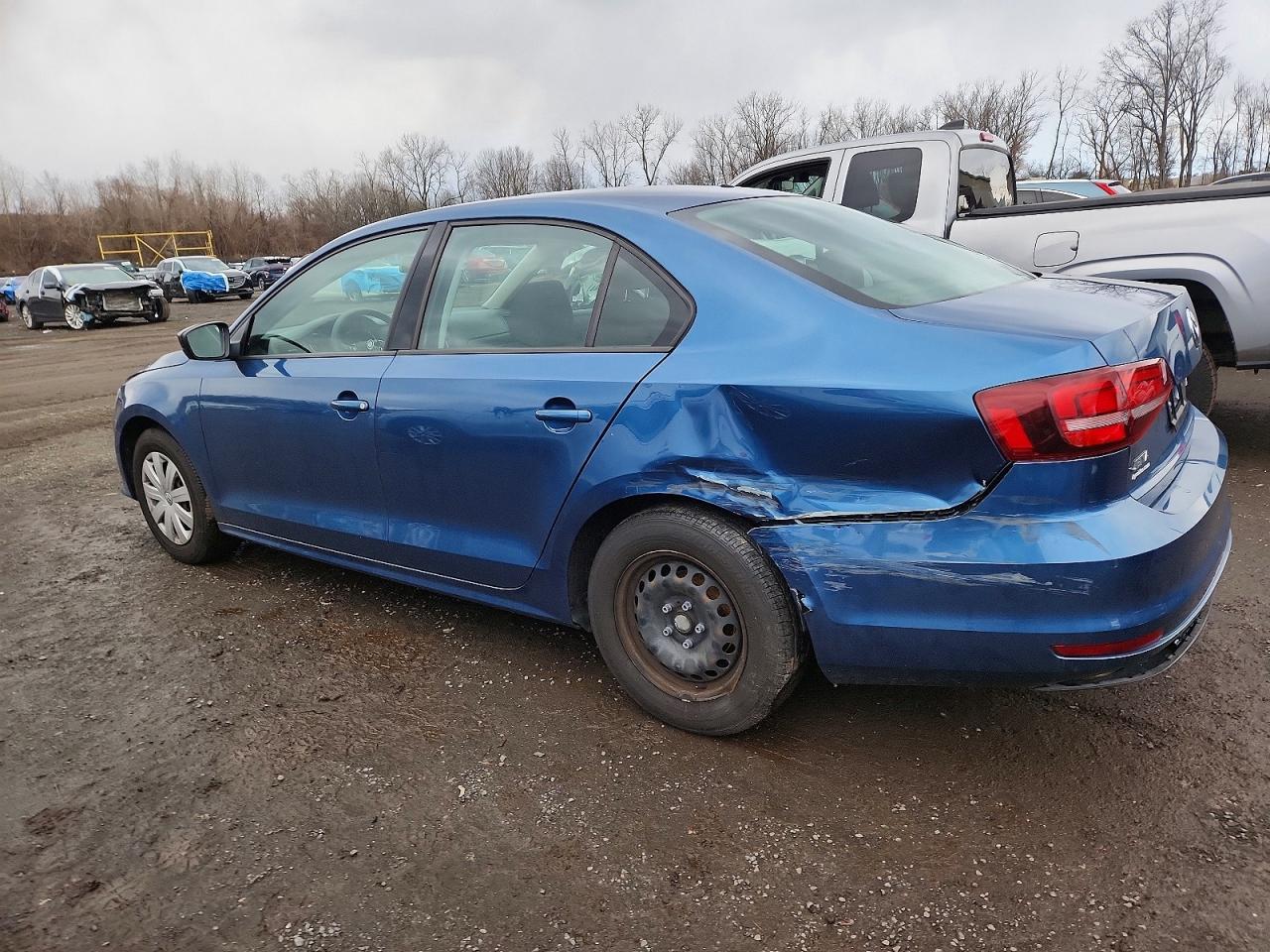 2016 VOLKSWAGEN JETTA S photo 3