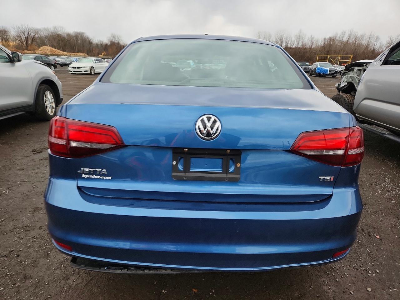 2016 VOLKSWAGEN JETTA S photo 11