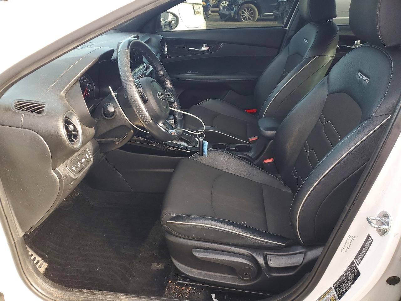 2021 KIA FORTE GT LINE photo 7
