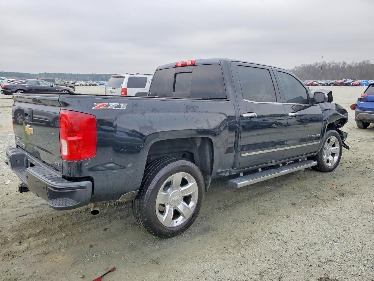 2016 CHEVROLET SILVERADO K1500 LTZ photo 3