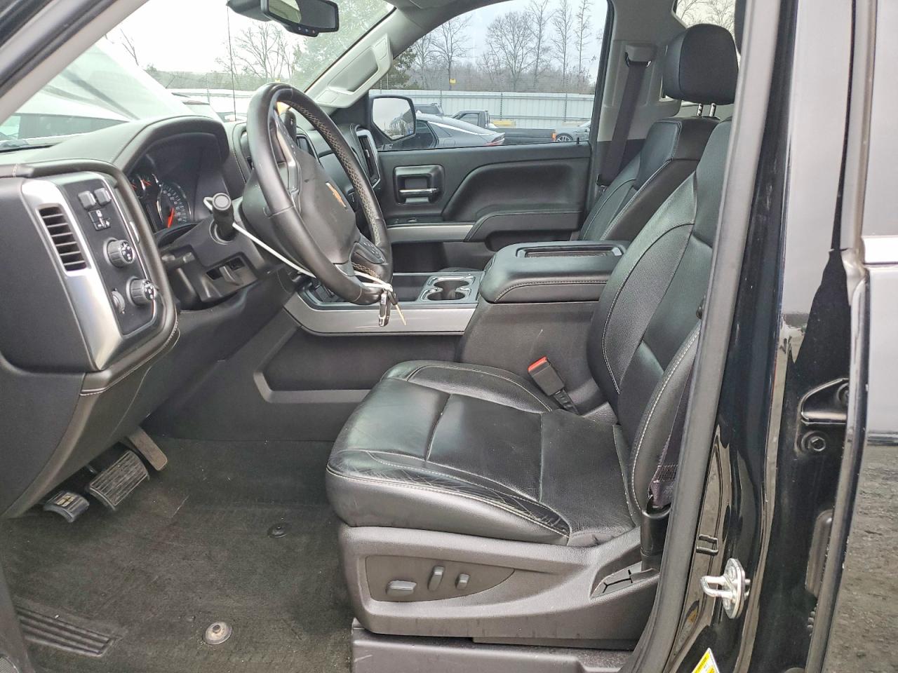 2016 CHEVROLET SILVERADO K1500 LTZ photo 7