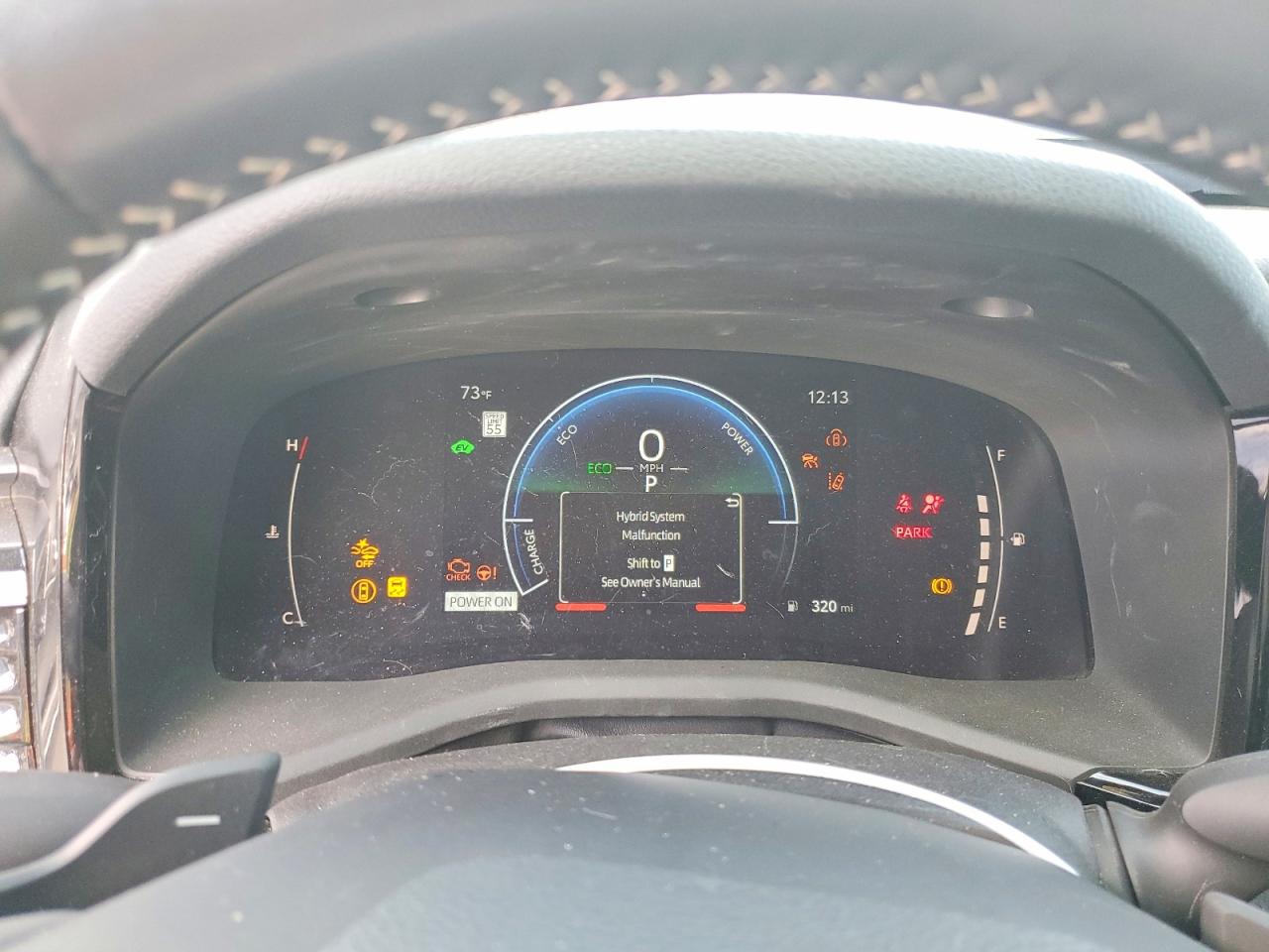 2025 TOYOTA CAMRY XSE photo 9