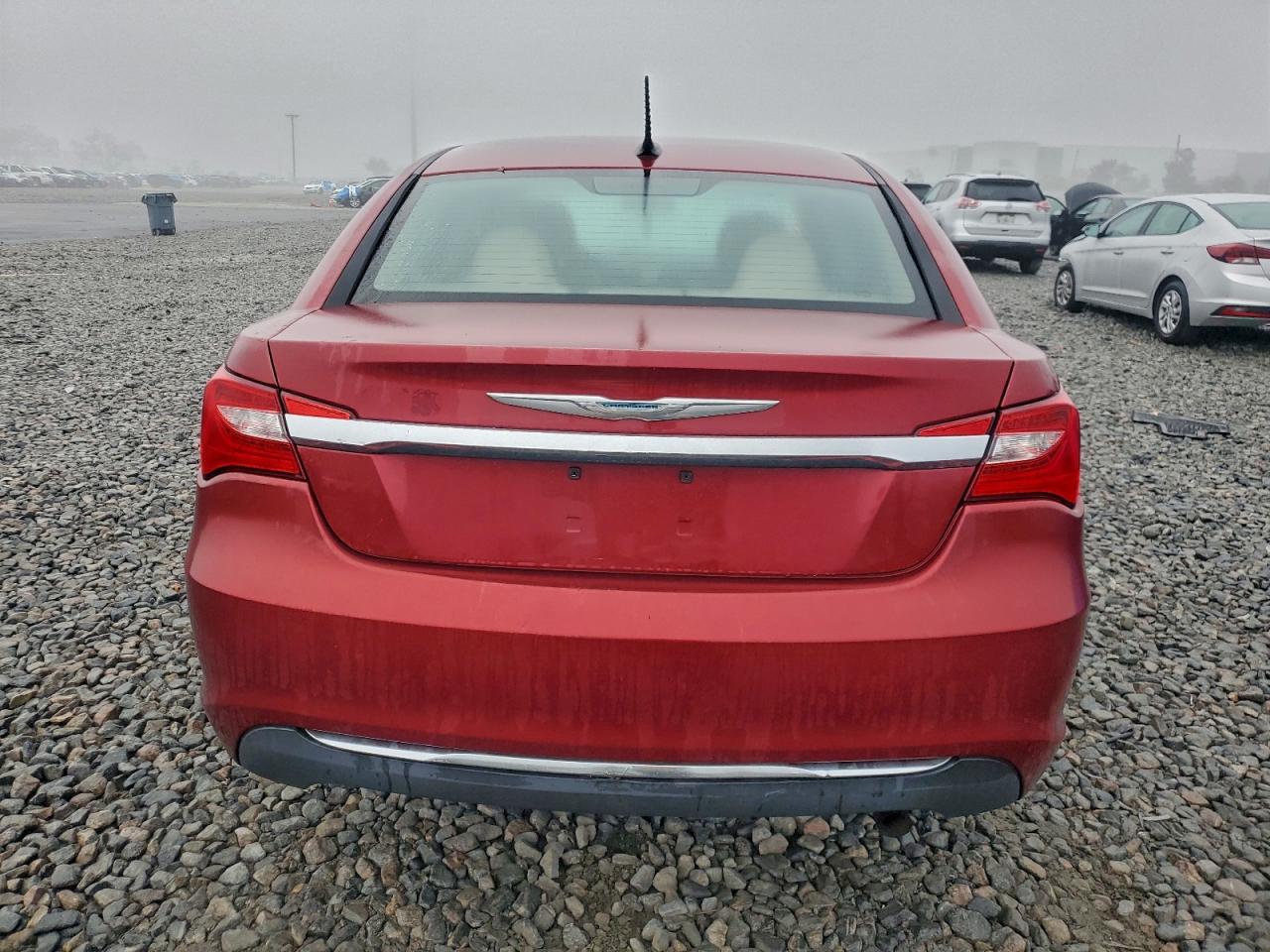 2013 CHRYSLER 200 TOURING photo 6