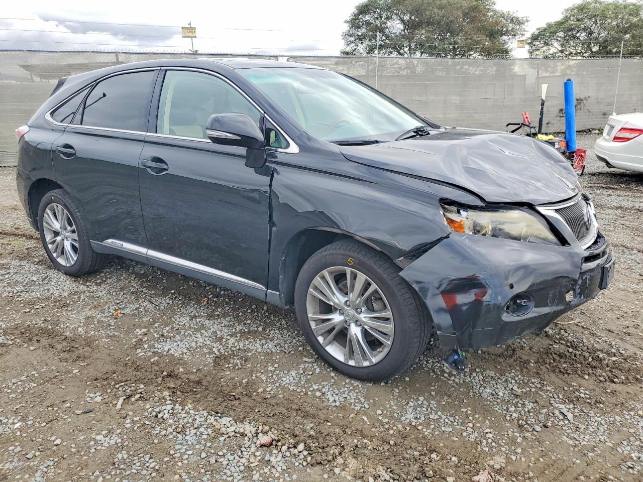 2011 LEXUS RX 450H photo 4