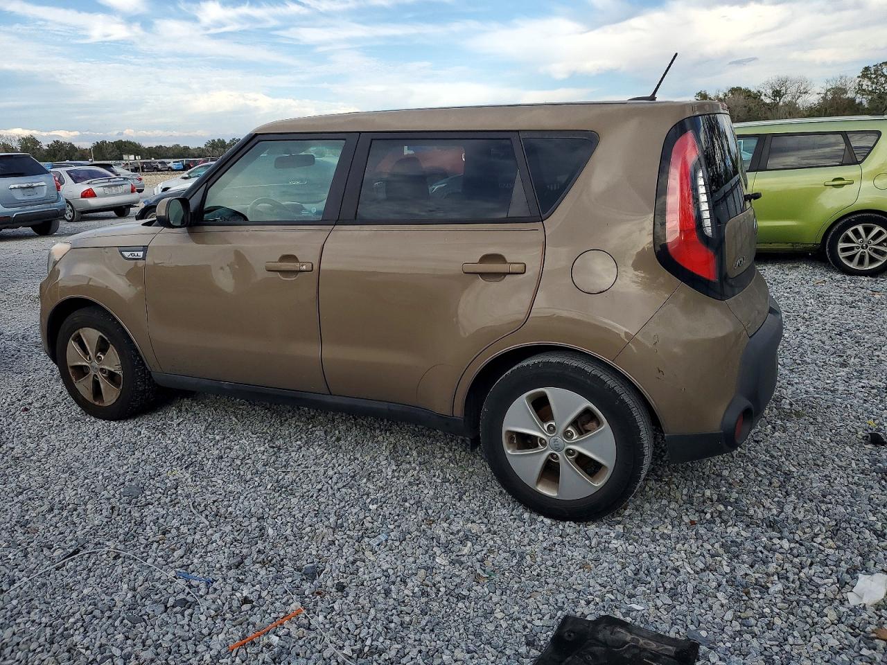 2016 KIA SOUL photo 2