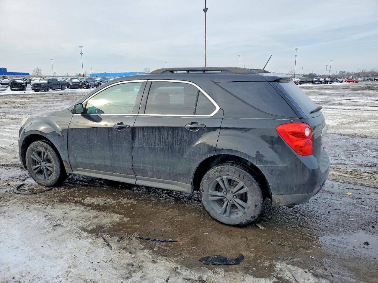 2015 CHEVROLET EQUINOX LT photo 2