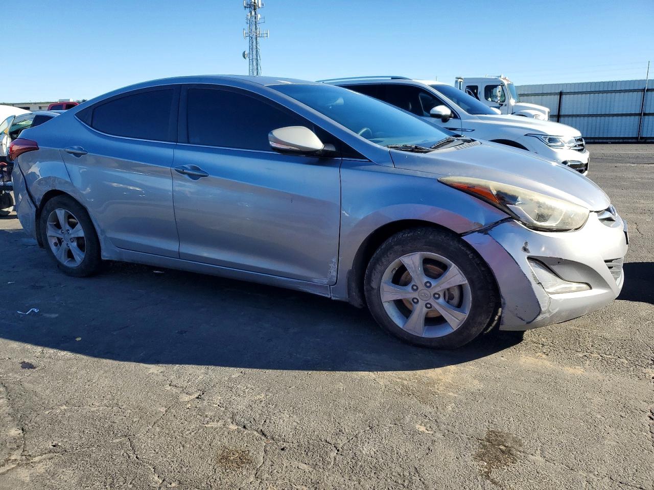 2016 HYUNDAI ELANTRA SE photo 4