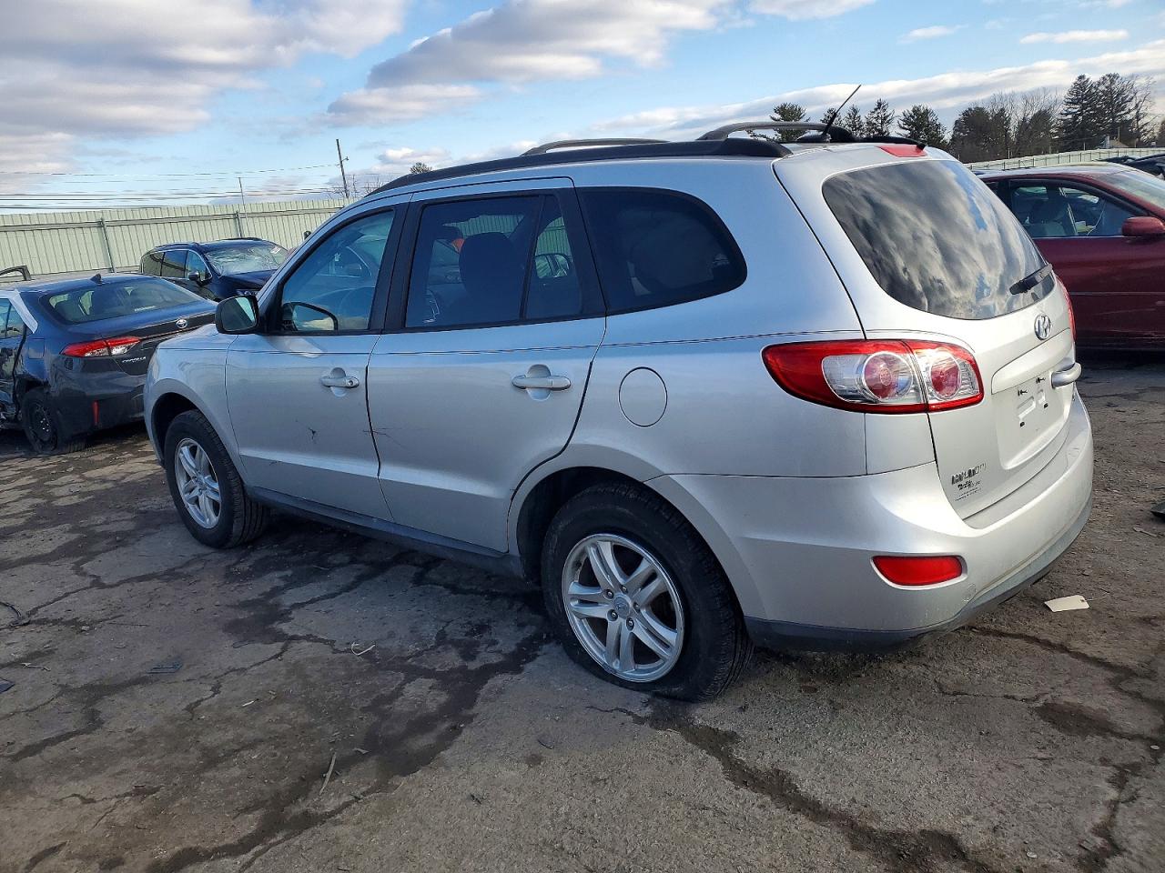 2011 HYUNDAI SANTA FE GLS photo 2