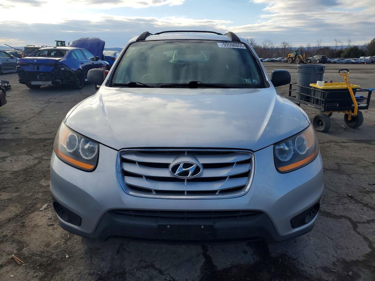 2011 HYUNDAI SANTA FE GLS photo 5
