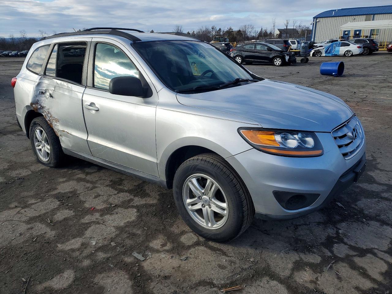 2011 HYUNDAI SANTA FE GLS photo 4