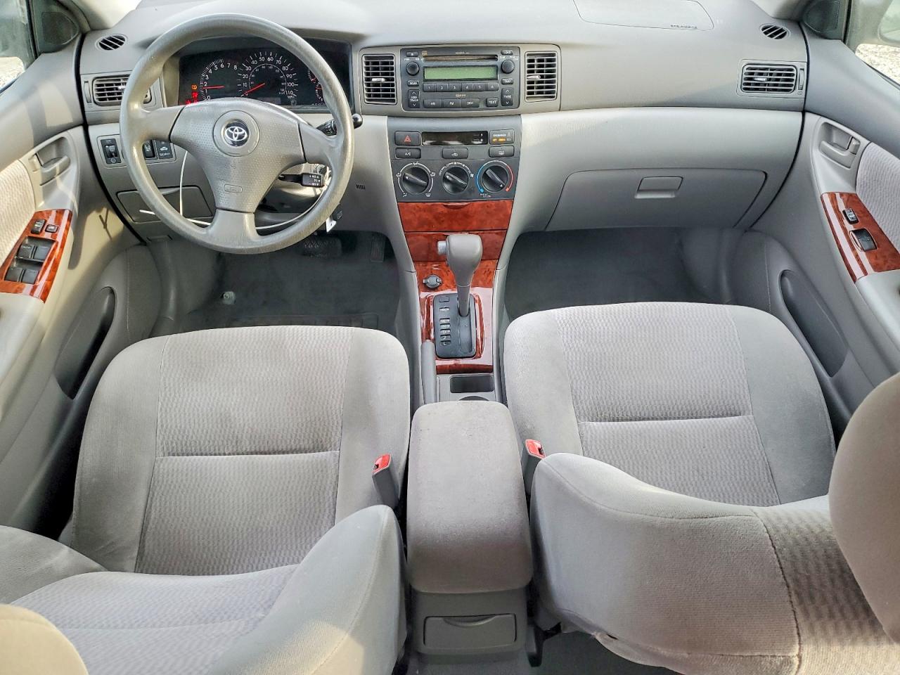 2005 TOYOTA COROLLA CE photo 7