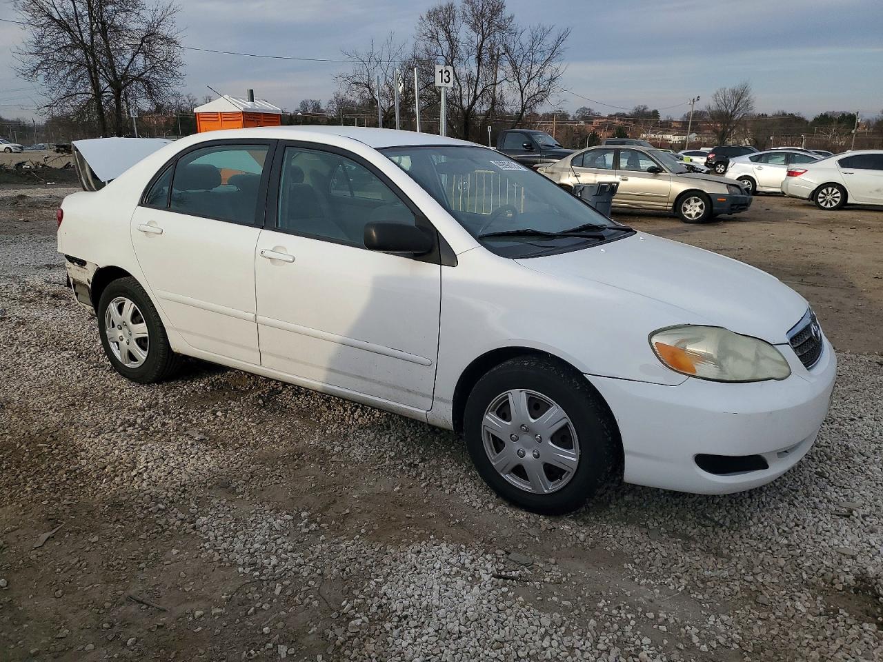 2005 TOYOTA COROLLA CE photo 3