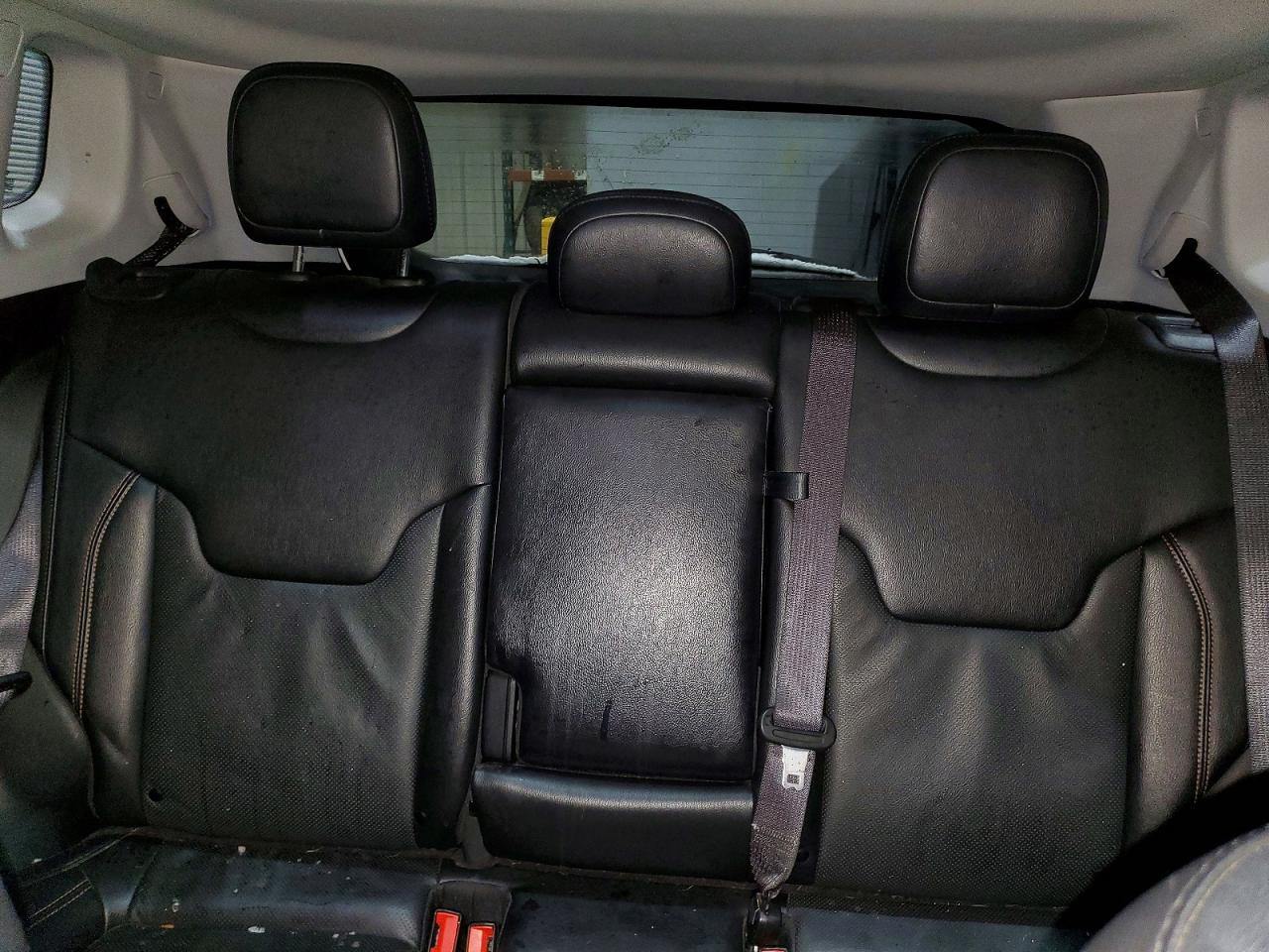2022 JEEP COMPASS LATITUDE LUX photo 28