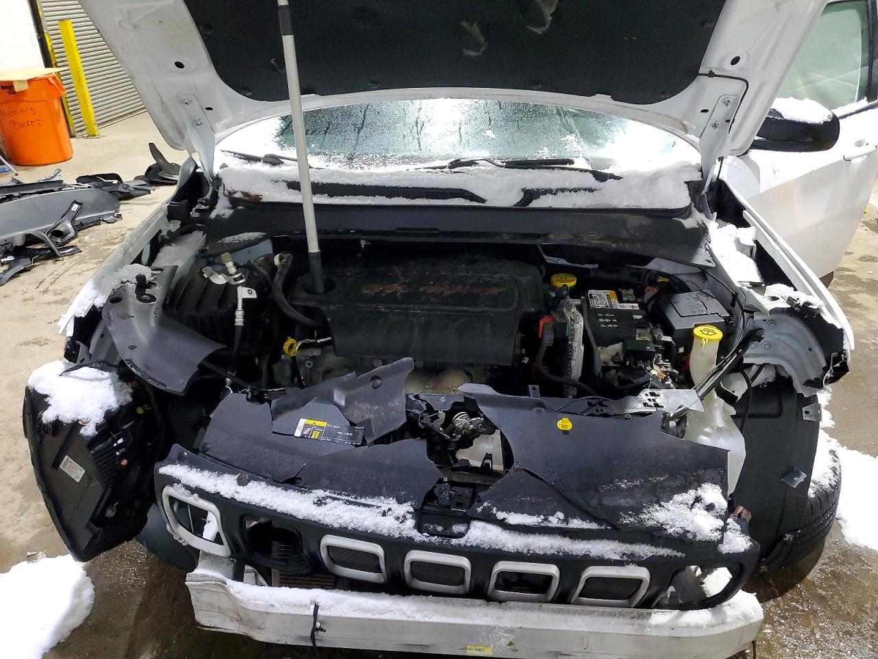2022 JEEP COMPASS LATITUDE LUX photo 34