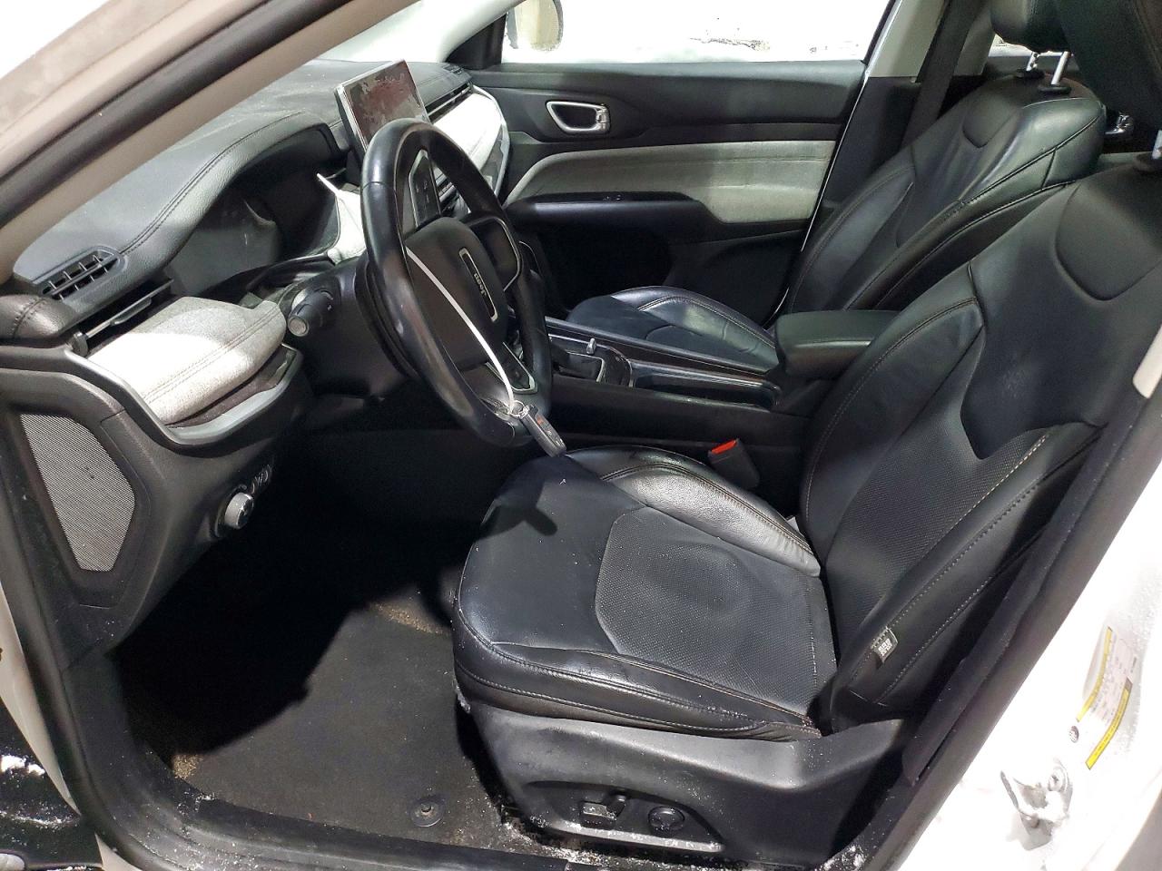 2022 JEEP COMPASS LATITUDE LUX photo 19