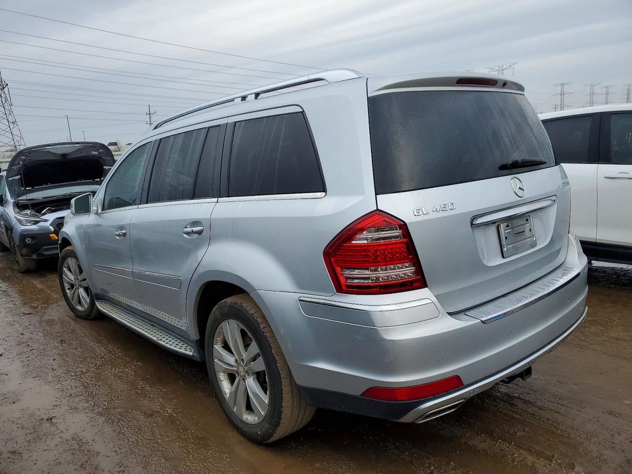 2012 MERCEDES-BENZ GL 450 4MATIC photo 2