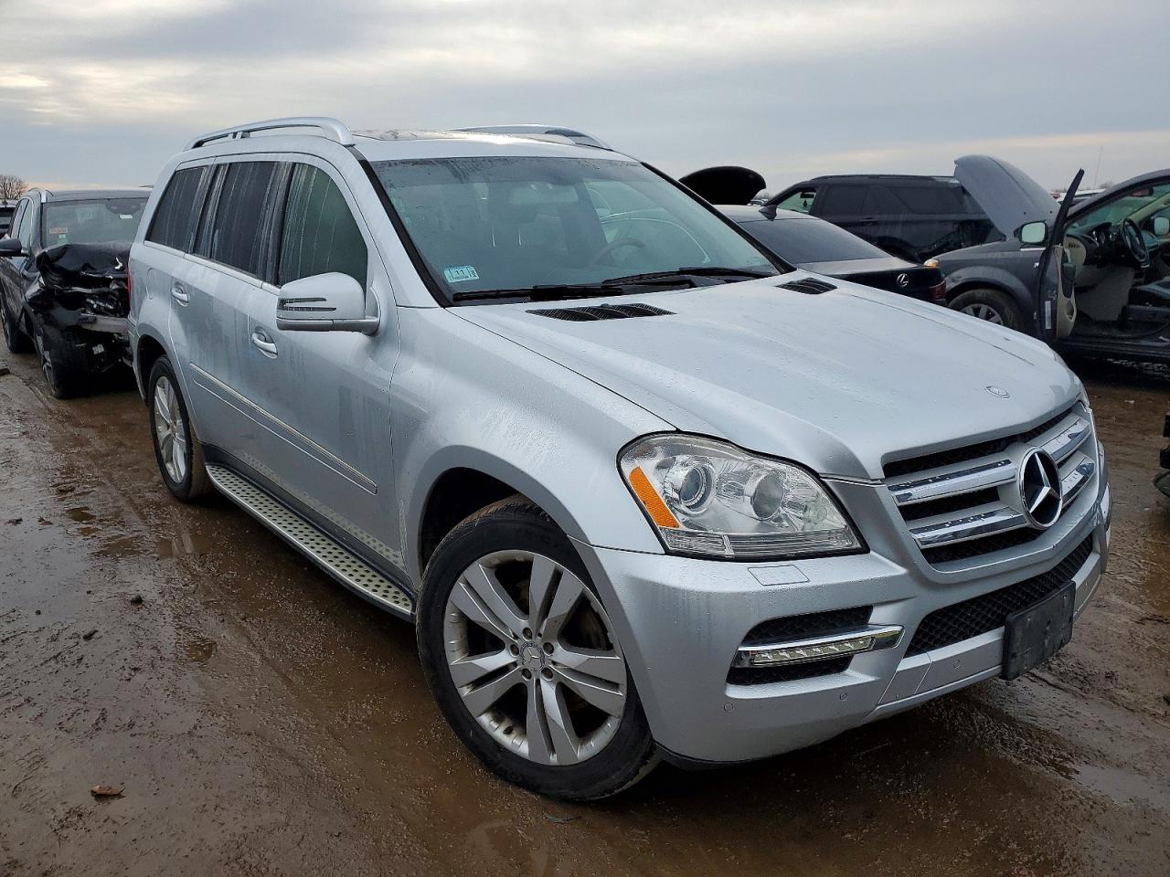 2012 MERCEDES-BENZ GL 450 4MATIC photo 4