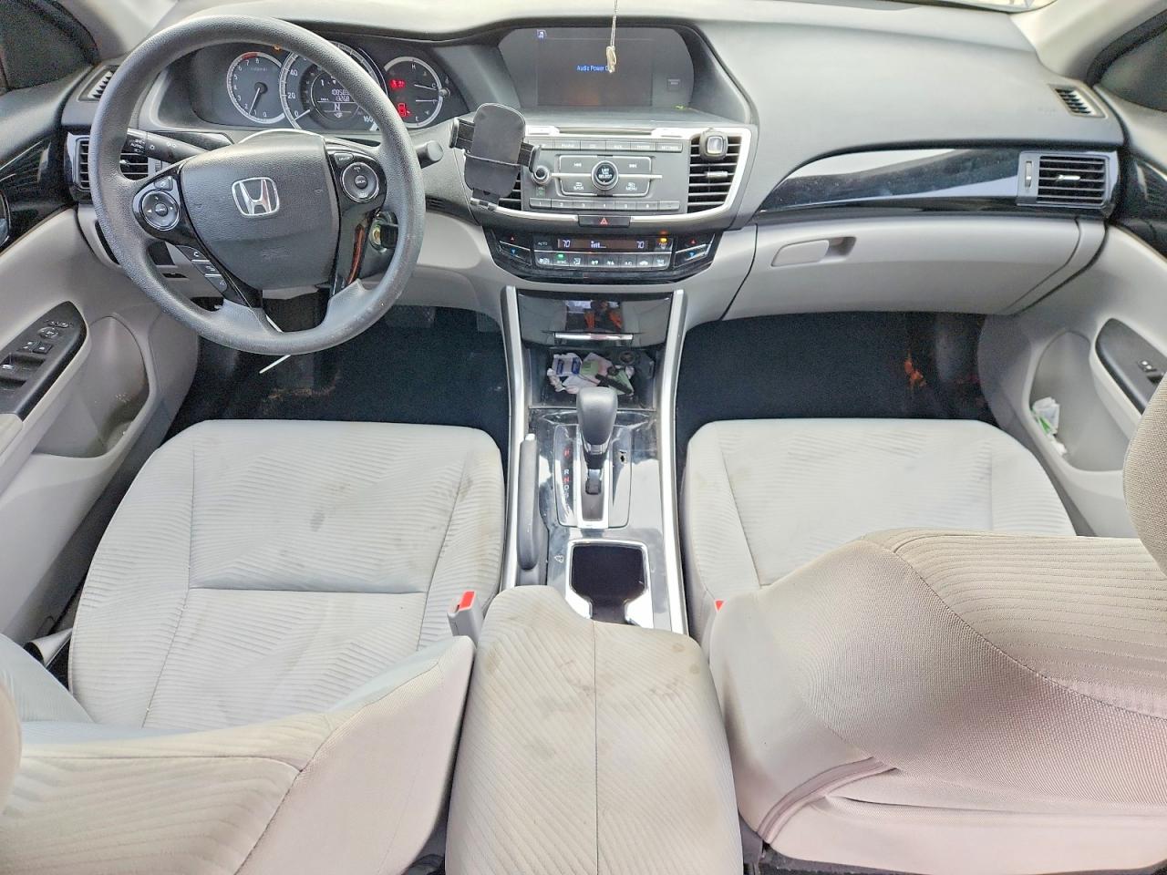 2016 HONDA ACCORD LX photo 8