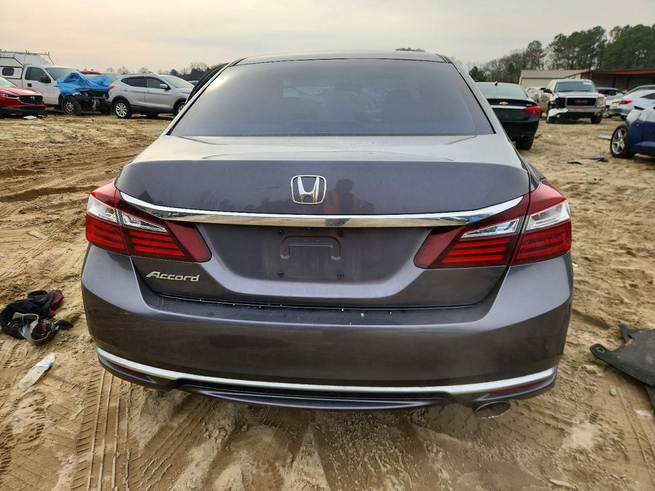 2016 HONDA ACCORD LX photo 6