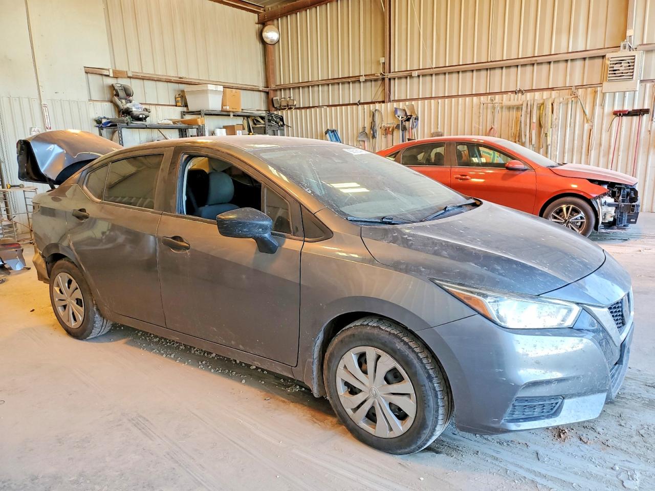 2021 NISSAN VERSA S photo 4