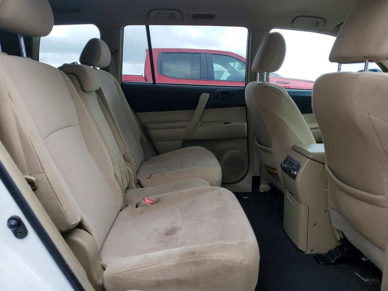 2011 TOYOTA HIGHLANDER BASE photo 11