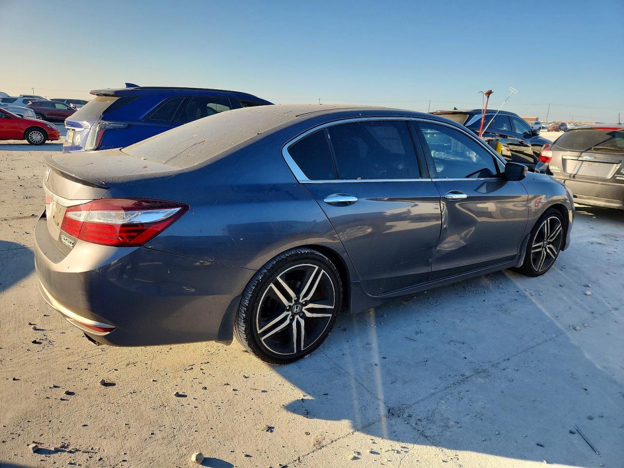 2017 HONDA ACCORD SPORT SPECIAL EDITION photo 3