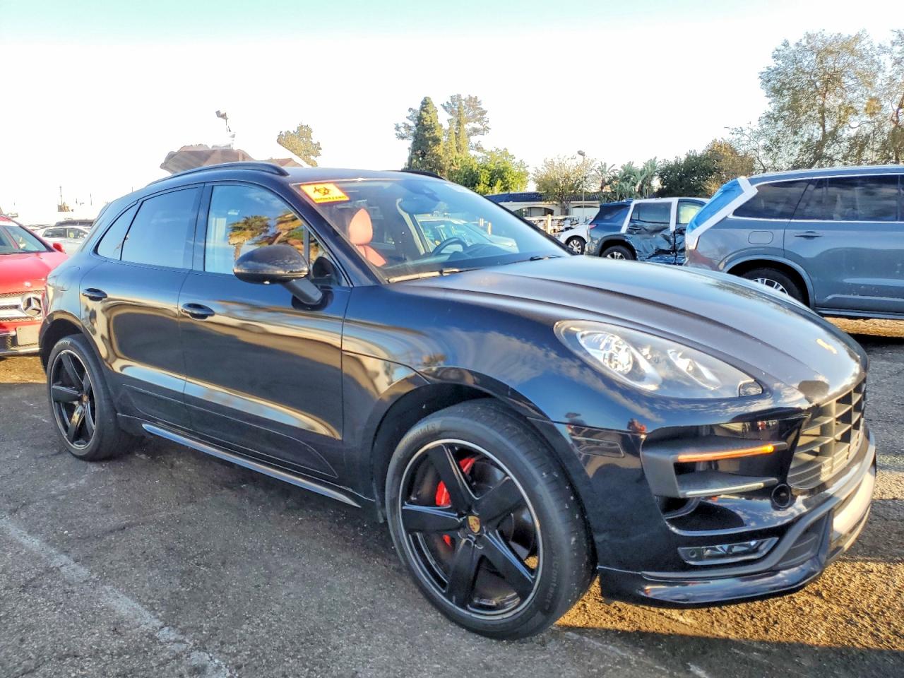 2016 PORSCHE MACAN TURBO photo 7