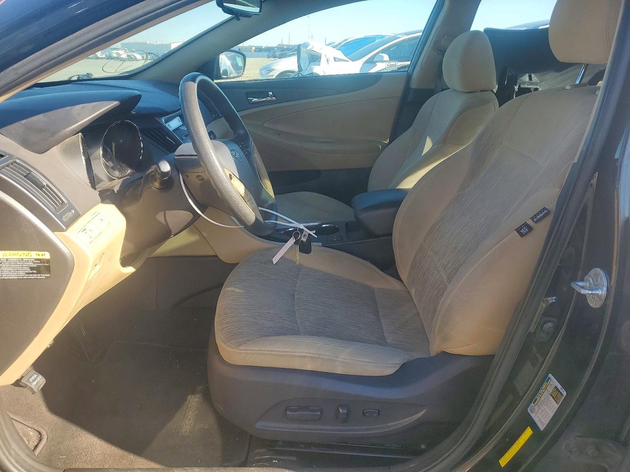 2013 HYUNDAI SONATA GLS photo 7