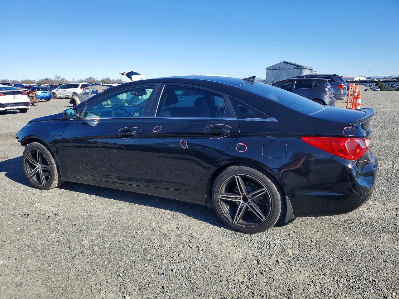 2013 HYUNDAI SONATA GLS photo 2
