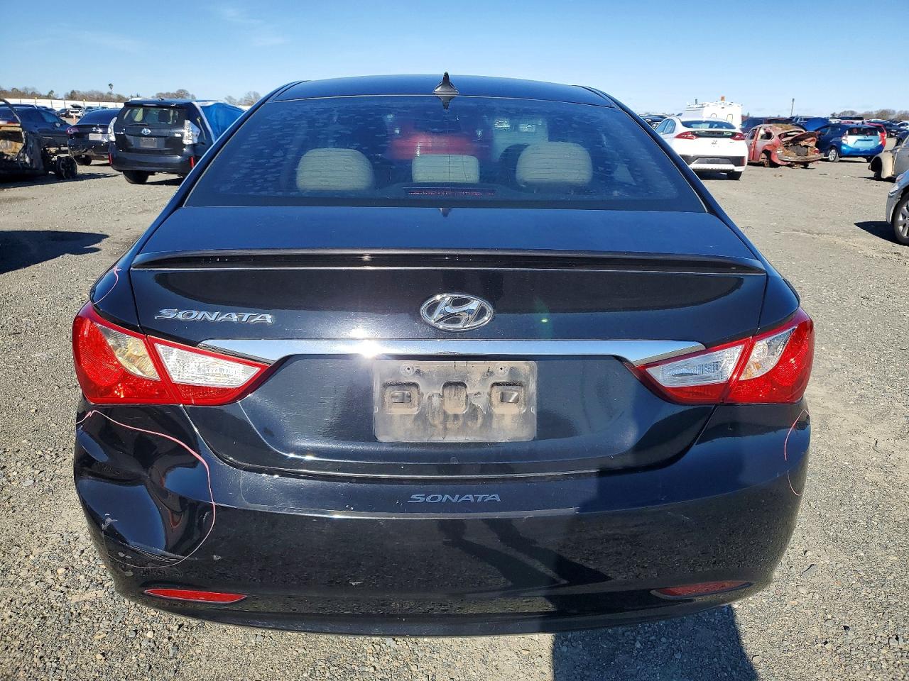 2013 HYUNDAI SONATA GLS photo 6