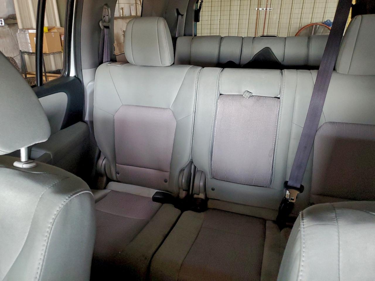 2015 HONDA PILOT SE photo 10