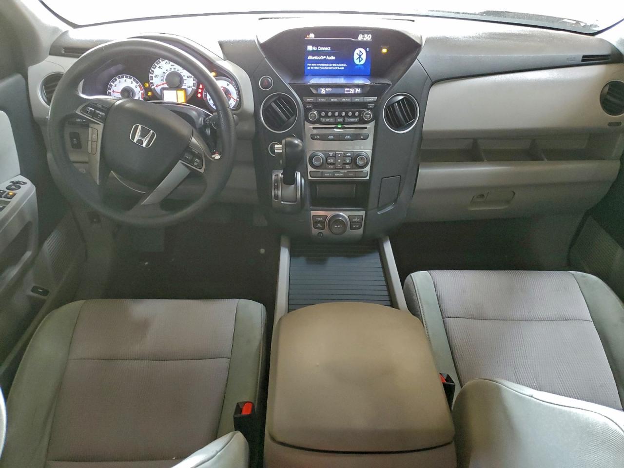 2015 HONDA PILOT SE photo 8