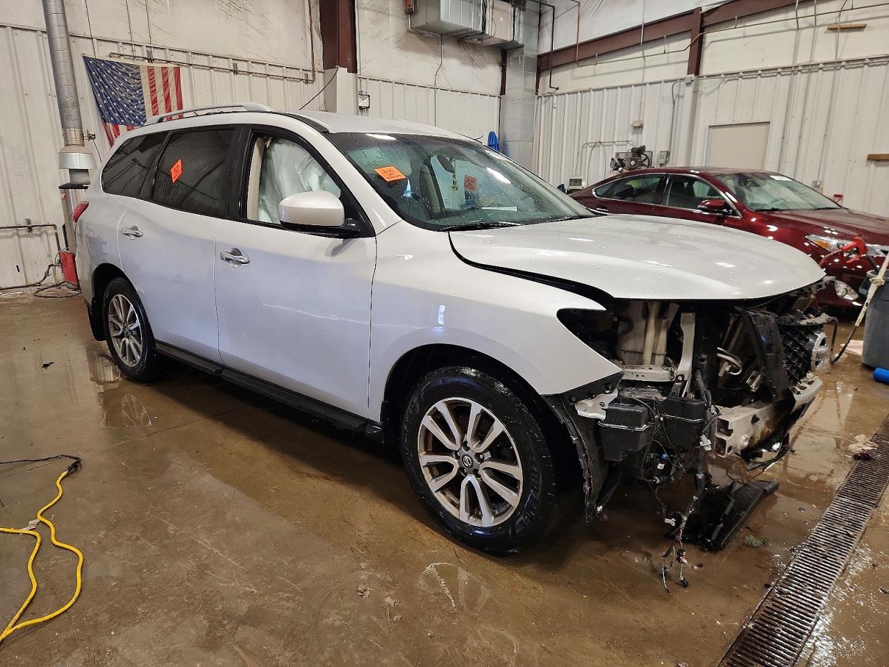 2013 NISSAN PATHFINDER S photo 4