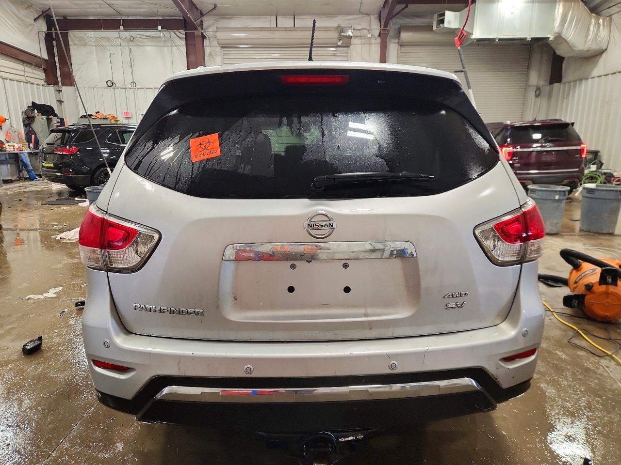 2013 NISSAN PATHFINDER S photo 6