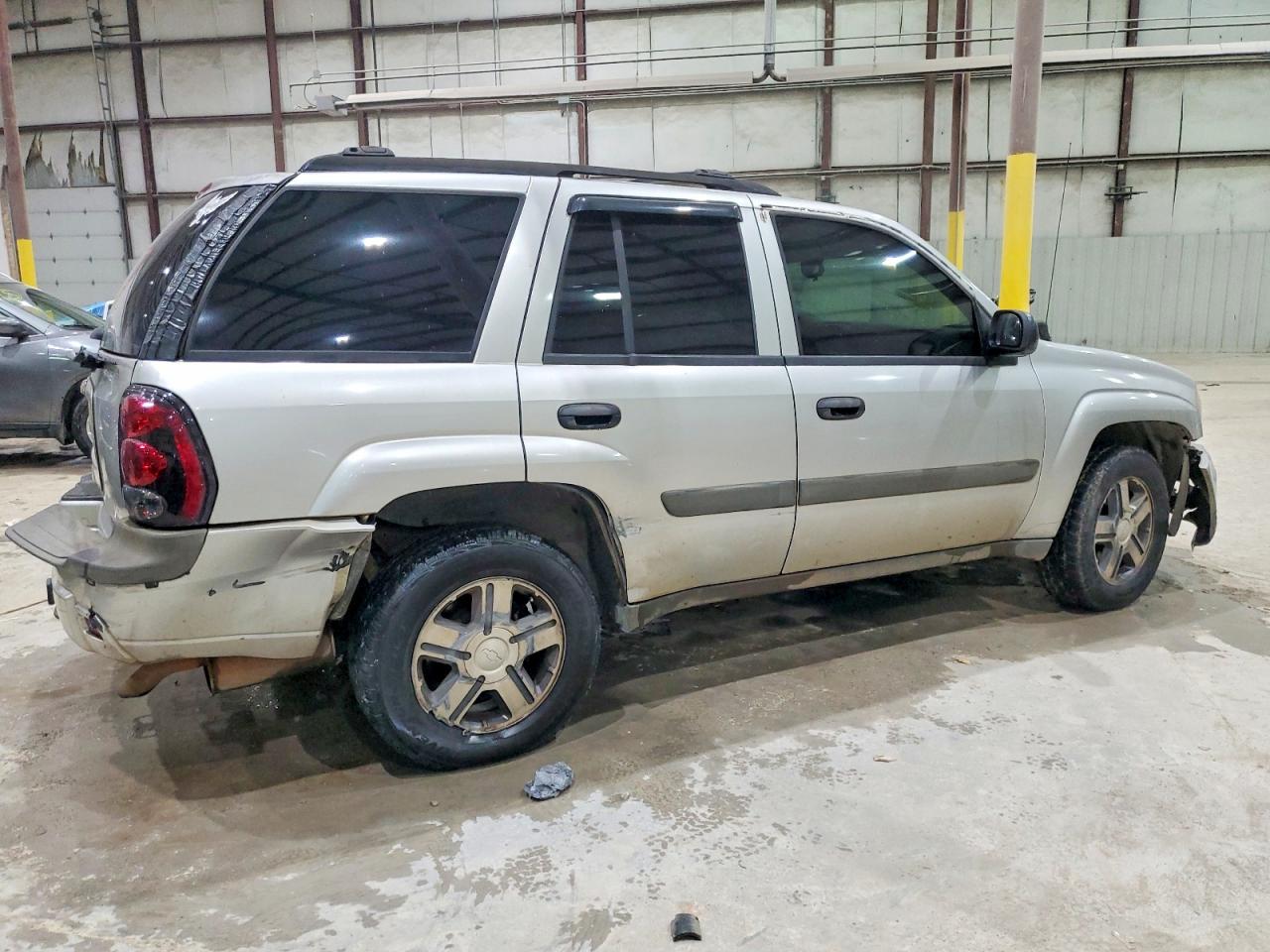 2005 CHEVROLET TRAILBLAZER LS photo 3