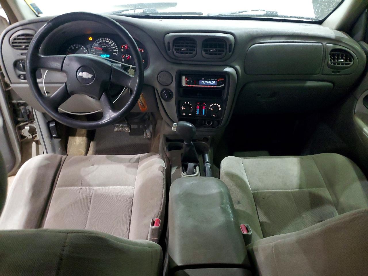 2005 CHEVROLET TRAILBLAZER LS photo 8