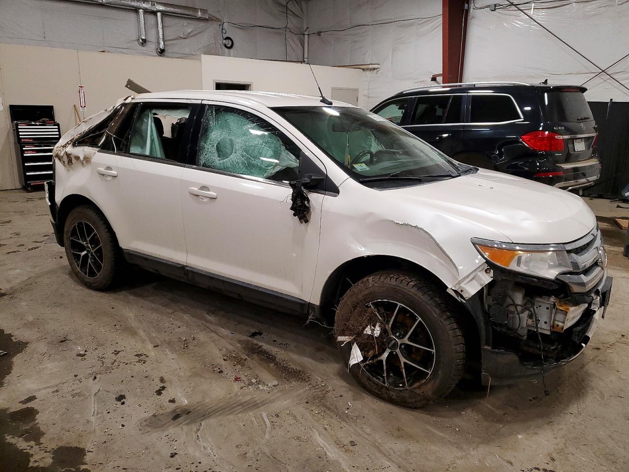 2011 FORD EDGE LIMITED photo 4